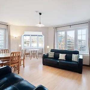 Appartement Modern In Middelkerke With Beach Nearby, Westende-Bad